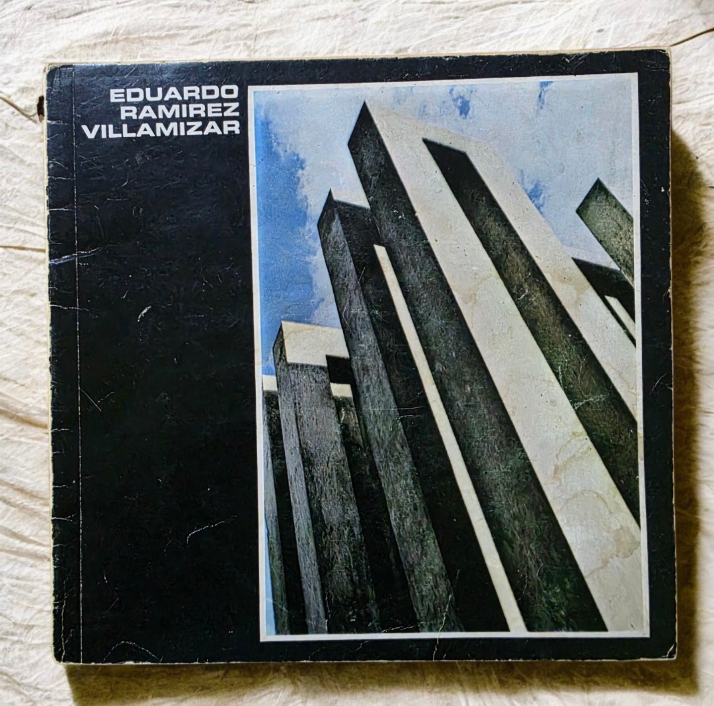 Exposición Retrospectiva 1958 - 1972. Eduardo Ramírez Villamizar.